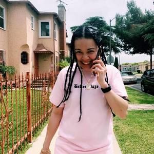 Meet your Posher, Kim